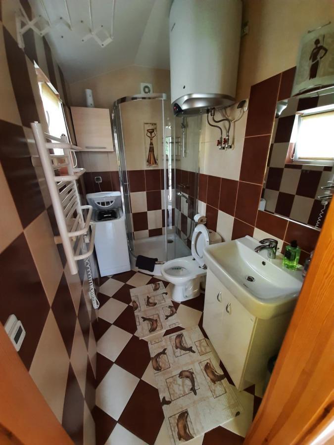 Domek Drewniany Na Wiejskiej Lubiatowo Kültér fotó
